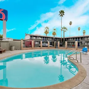 6 San Bernardino, Ca Hotel