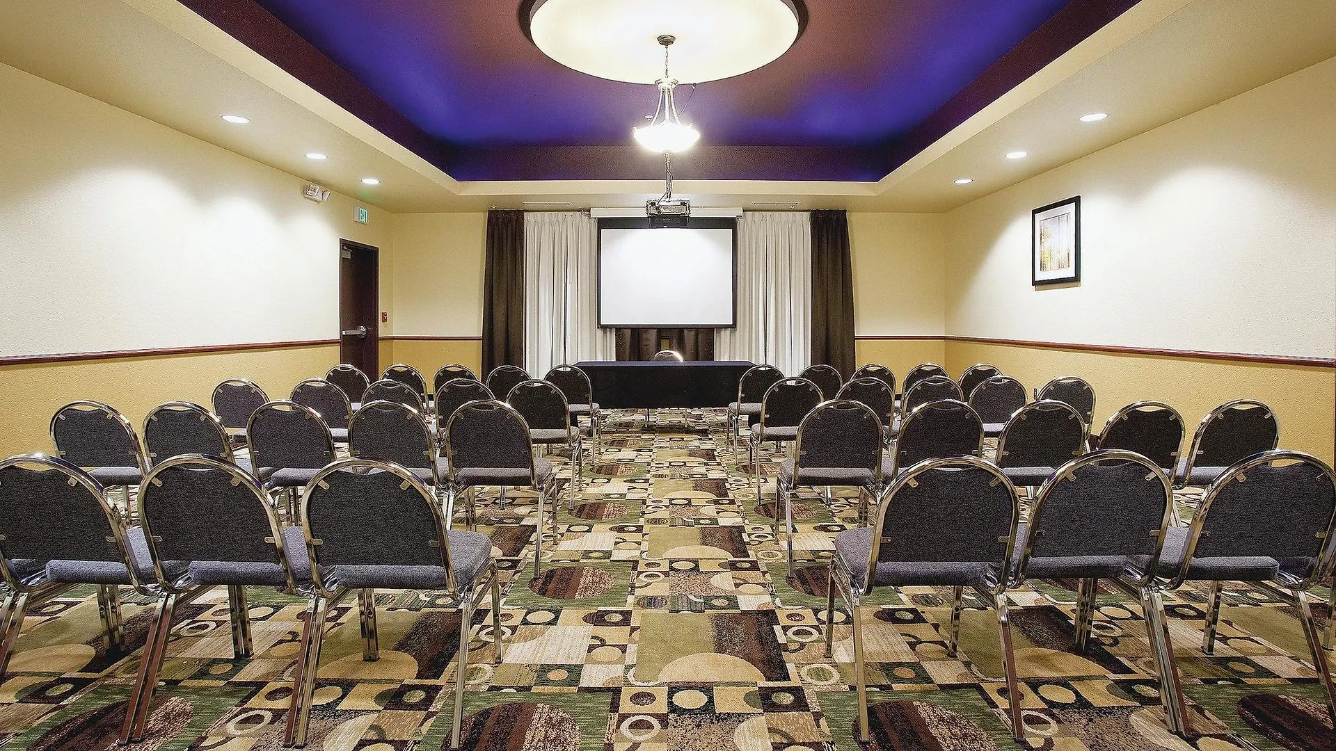 La Quinta By Wyndham Denver Gateway Park Hotel