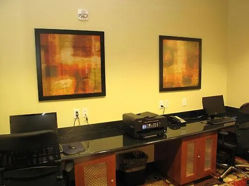 Hotel La Quinta By Wyndham Denver Gateway Park